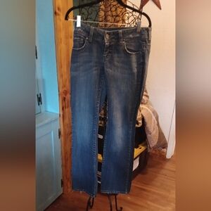 Classic Blue Denim Jeans Refure